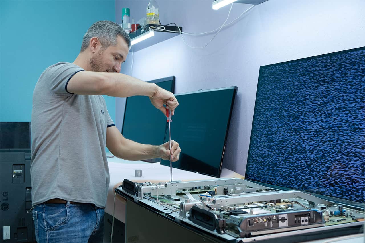 обучение ремонту телевизоров в Алматы